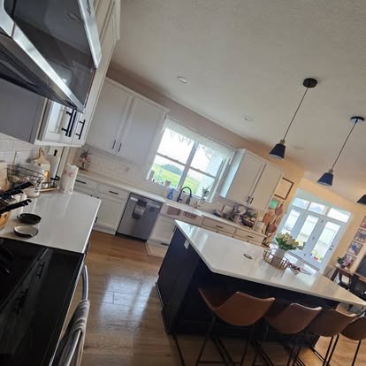 Designer Kitchen Clean